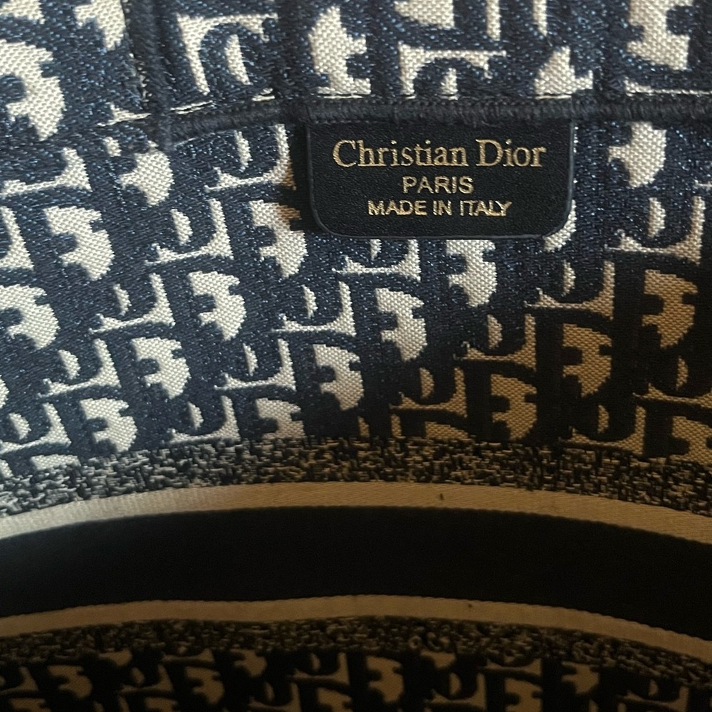 Blue and White Tote Bag - Picture 4 of 8